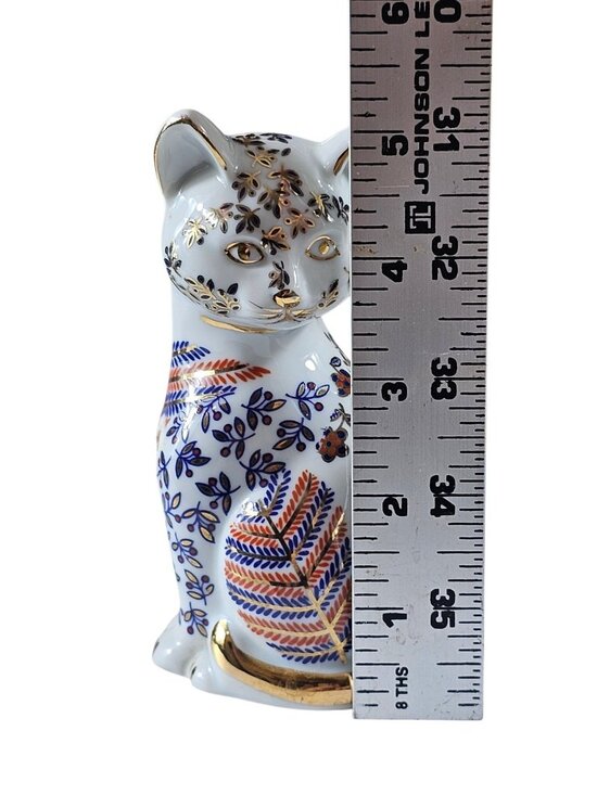 Vintage Cat Figurine Japanese Imari Neko Floral Hand painted Porcelain gold foil - Picture 9 of 9